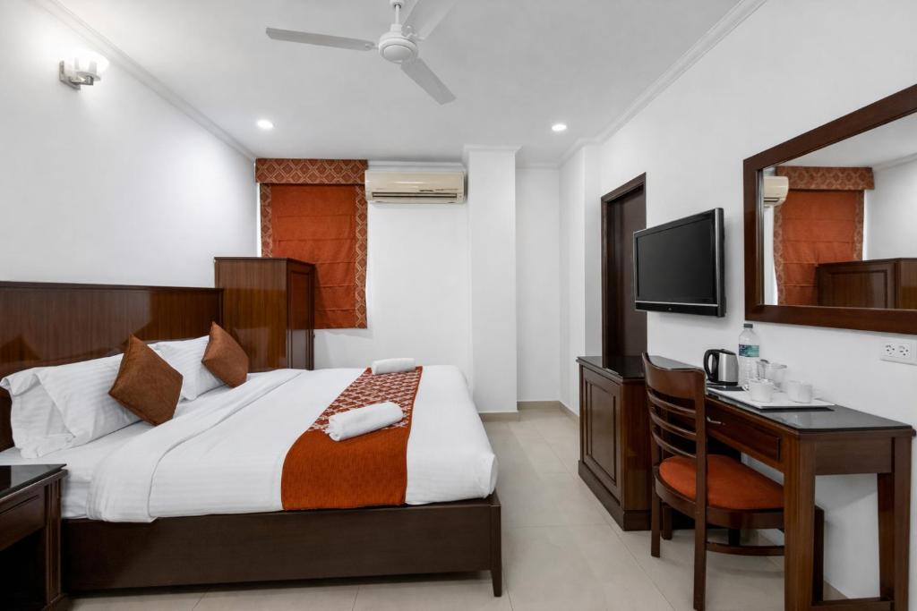 Deluxe Room Wide View