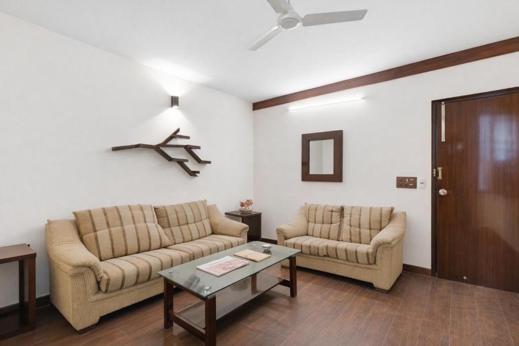 Suite Lobby